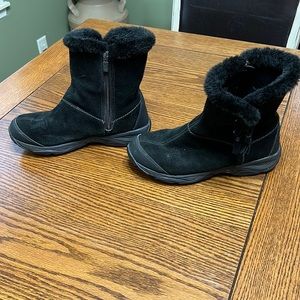 Easy spirit, black boots, size 8 1/2